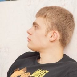 Парень ищет развратную девушку для жаркого секса в Абакане Парень ищет развратную девушку для жаркого секса в Абакане