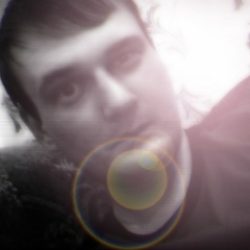 Неискушенный парень ищет приятные впечатления Неискушенный парень ищет приятные впечатления