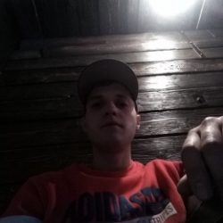 Парень обычного телосложения, приятной внешности. Ищу дувушку для интима Парень обычного телосложения, приятной внешности. Ищу дувушку для интима