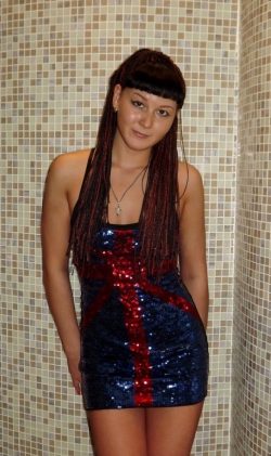 Нимфоманка ищет ненасытного самца Нимфоманка ищет ненасытного самца