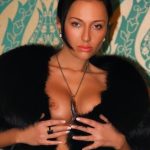 Девушка, хочу расслабиться после работы с парнем Девушка, хочу расслабиться после работы с парнем